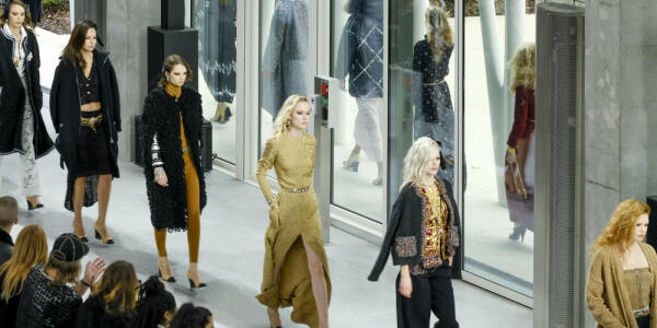 čudesna chanel pre-fall 2022 kolekcija | ženska moda, la vie de luxe, magazin