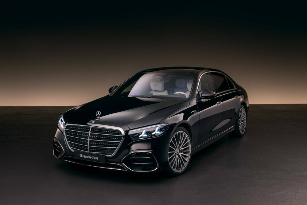 Nova Mercedes-Maybach S-Klasa, Vrhunska udobnost na svakom putovanju, prepoznatljiv dolazak sa stilom | superauto, la vie de luxe, magazin