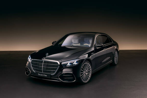 Nova Mercedes-Maybach S-Klasa, Vrhunska udobnost na svakom putovanju, prepoznatljiv dolazak sa stilom | superauto, la vie de luxe, magazin