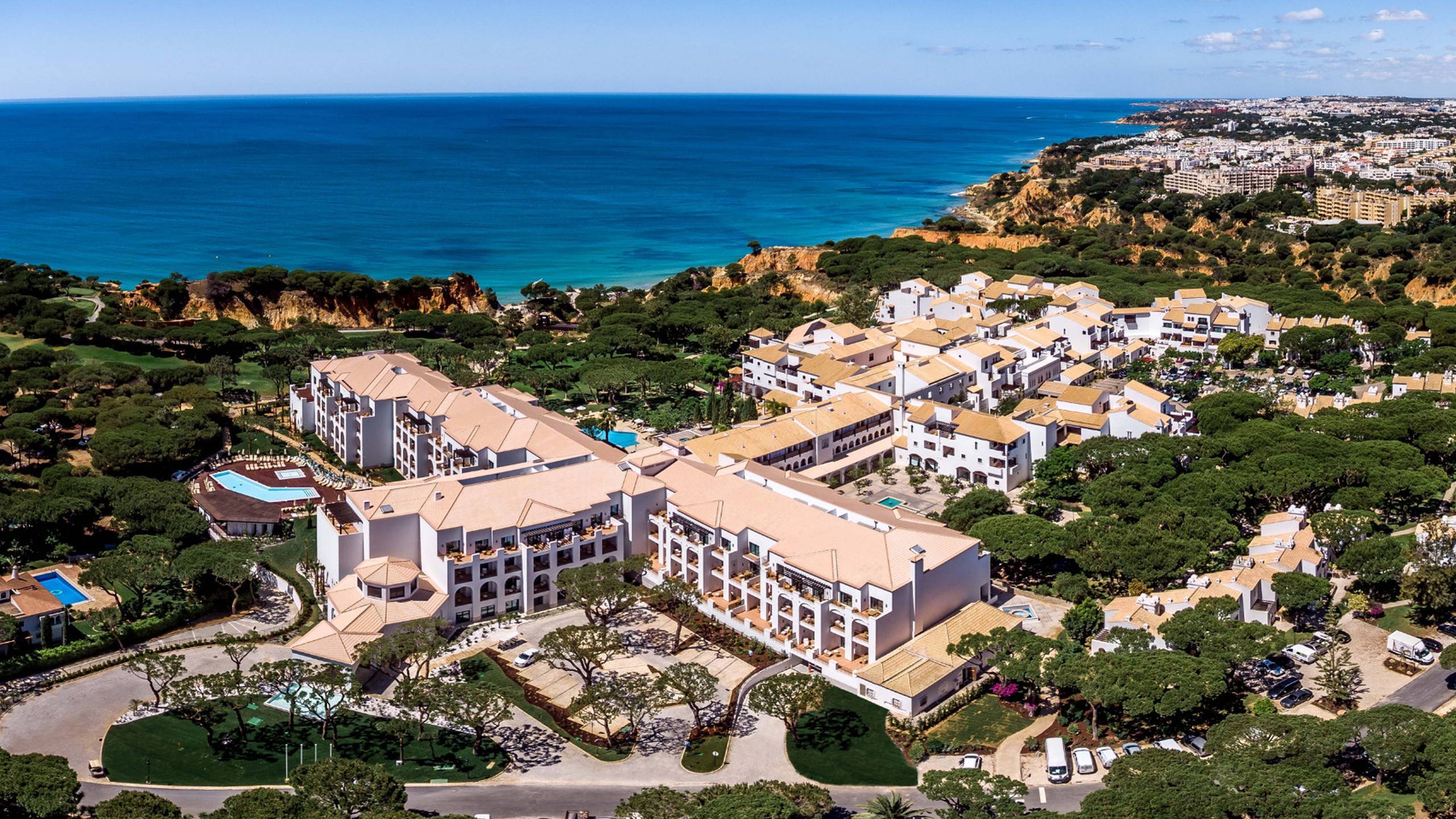 PINE CLIFFS RESIDENCE PORTUGAL - La Vie De Luxe